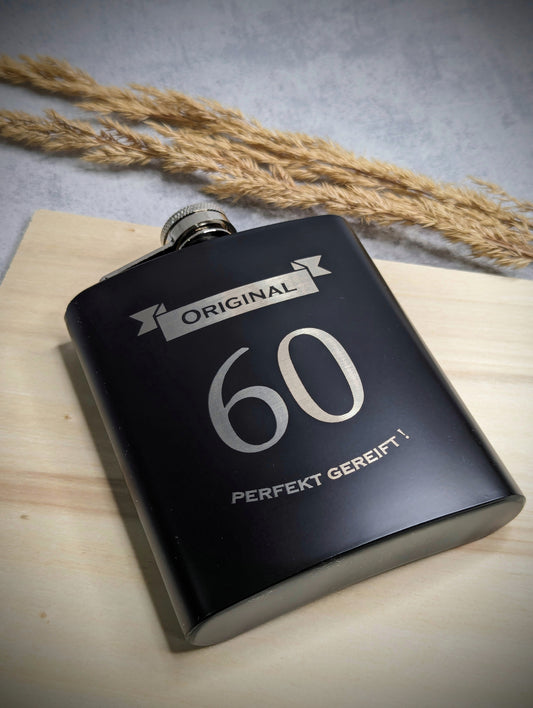 Personalisierter Flachmann 'Perfekt Gereift' 200ml - Die Bildschneiderei