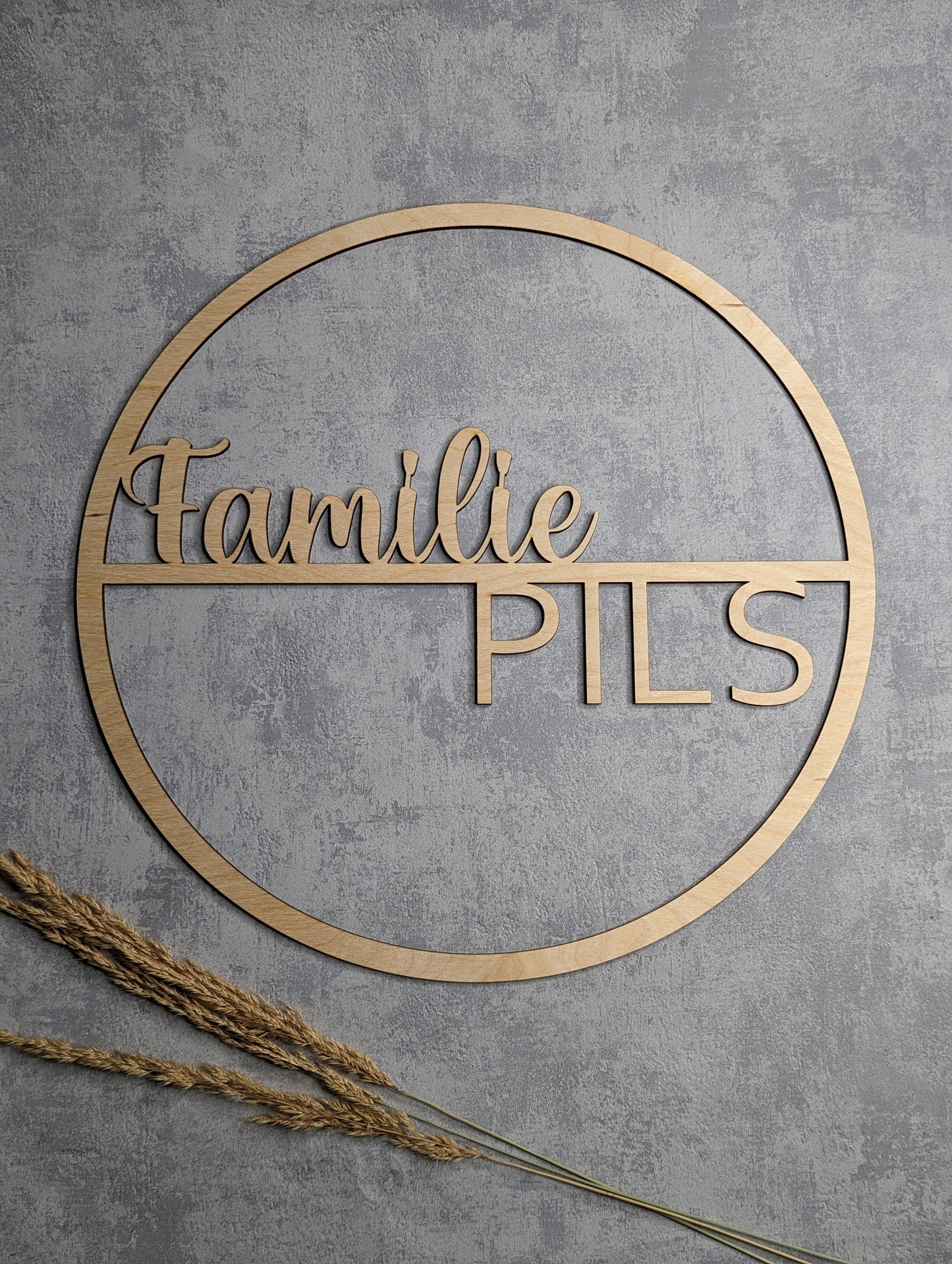 Personalisierter Familienname aus Holz – Kreis-Wandschild
