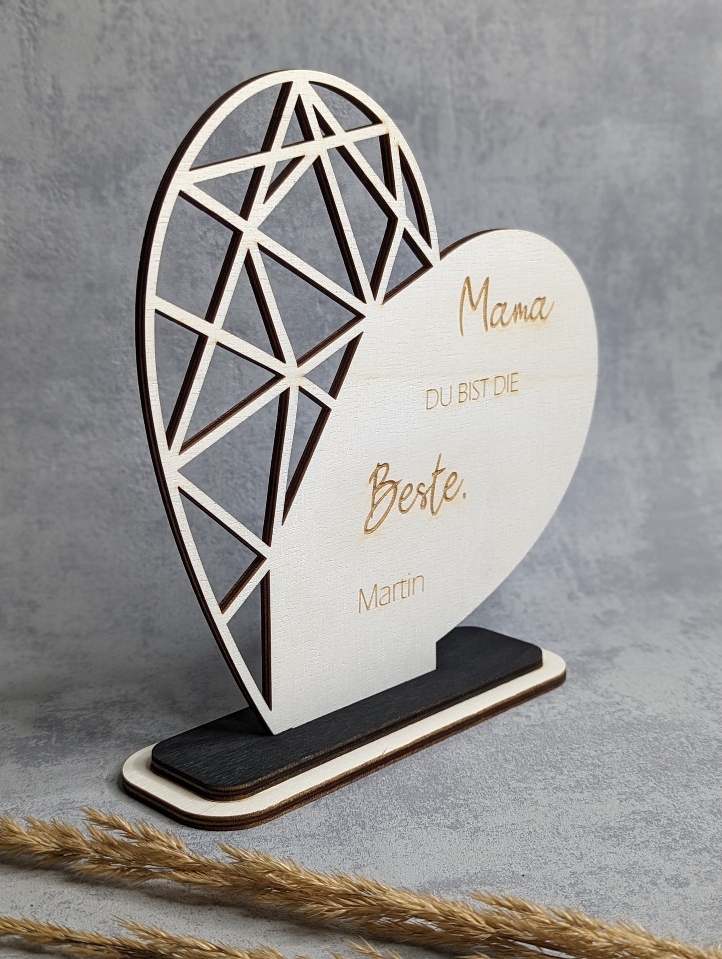 Personalisiertes Holzherz Mama du bist die Beste 19cm - Die Bildschneiderei