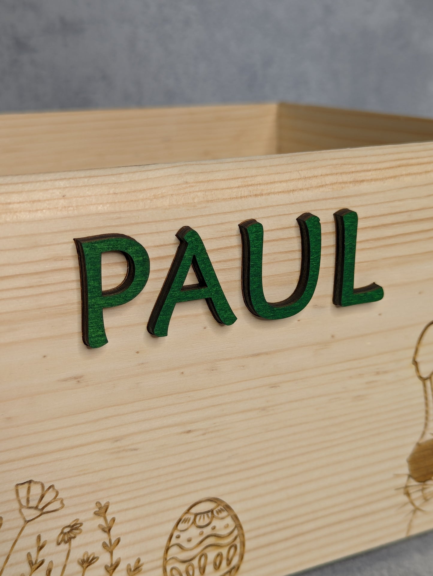 Personalisiertes Osternest aus Holz - Nachhaltige Osterdeko für Kinder - Die Bildschneiderei