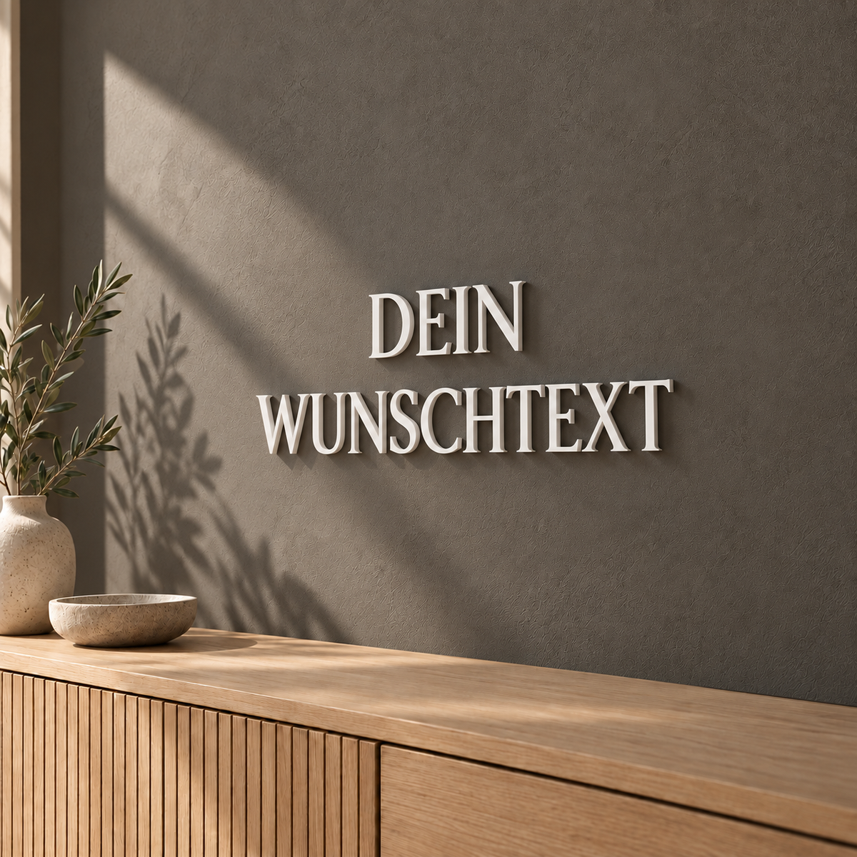 Weiße 3D-Wandbuchstaben DEIN WUNSCHTEXT mit 5 cm Buchstabenhöhe in der Schriftart Forum