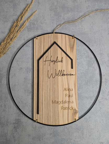 Türschild Holz personalisiert - Familienschild mit Namen graviert - Die Bildschneiderei