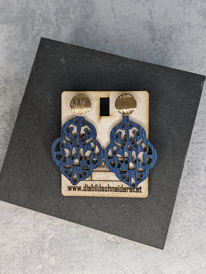 Handgefertigte Holzohrringe mit farbigen Ornamenten - Die Bildschneiderei