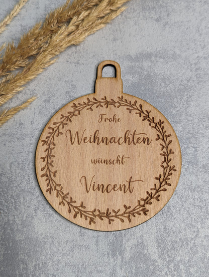 Personalisierte Weihnachtskugel aus Buchenholz - Die Bildschneiderei