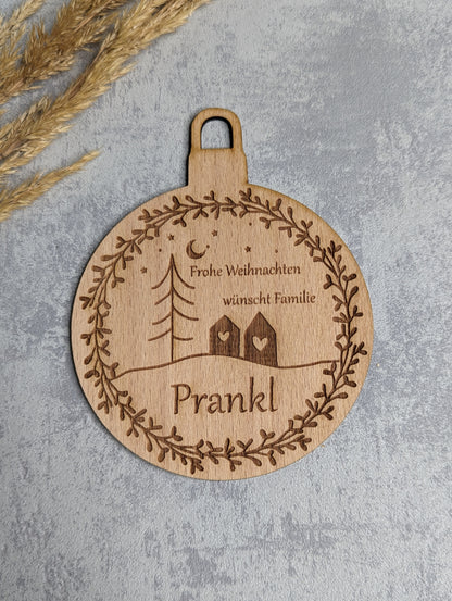 Personalisierte Weihnachtskugel aus Buchenholz - Die Bildschneiderei
