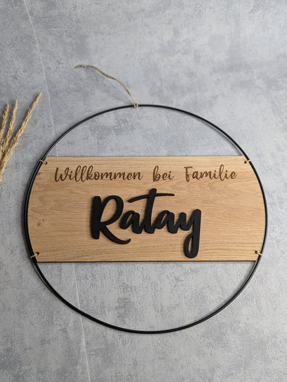 Personalisiertes Türschild aus Holz und Metall 30/40cm - Die Bildschneiderei