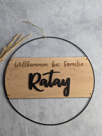 Personalisiertes Türschild aus Holz und Metall 30/40cm - Die Bildschneiderei