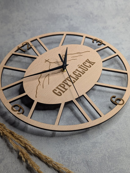 Wanduhr Gipfelglück - Die Bildschneiderei
