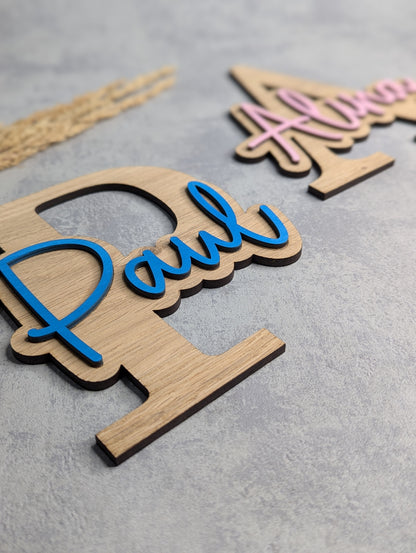 Personalisierte Holz-Namensschilder – Buchstaben mit Schriftzug - Die Bildschneiderei