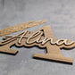 Personalisierte Holz-Namensschilder – Buchstaben mit Schriftzug