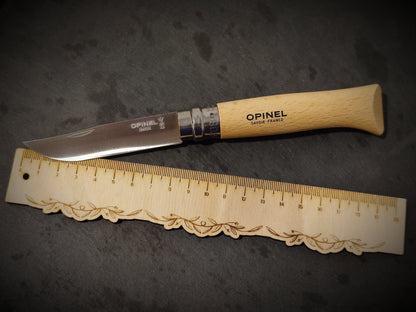 Personalisierbares Klappmesser mit Gravur – Holzgriff - Die Bildschneiderei