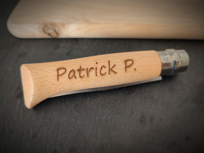 Personalisierbares Klappmesser mit Gravur – Holzgriff - Die Bildschneiderei